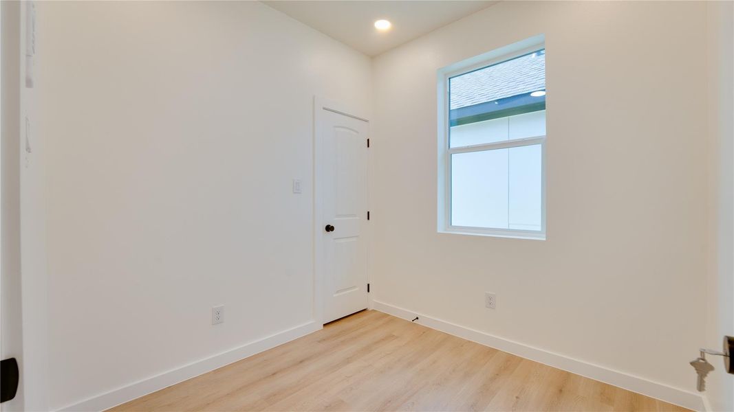 Flex room/4th bedroom can be used as a study/office/nursery/ or kids room