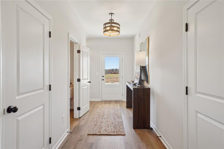 Furnished interior view inside a new home in Oakmont, Dallas (Image 23).