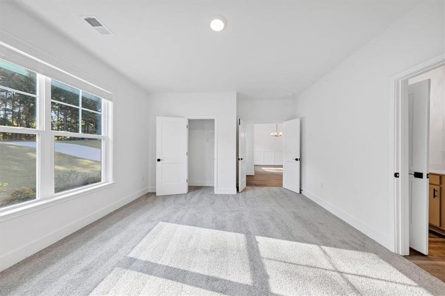 Spacious, unfurnished interior of a new home in Tuscany Hills, Douglasville (Image 32).