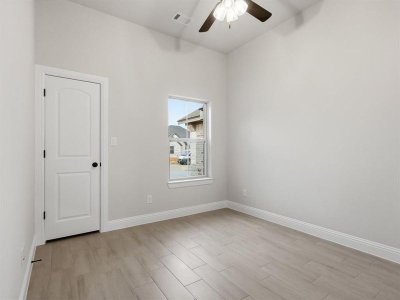 Spacious, unfurnished interior of a new home in , Tolar (Image 31). Spacious, unfurnished interior of a new home in , Tolar (Image 31).