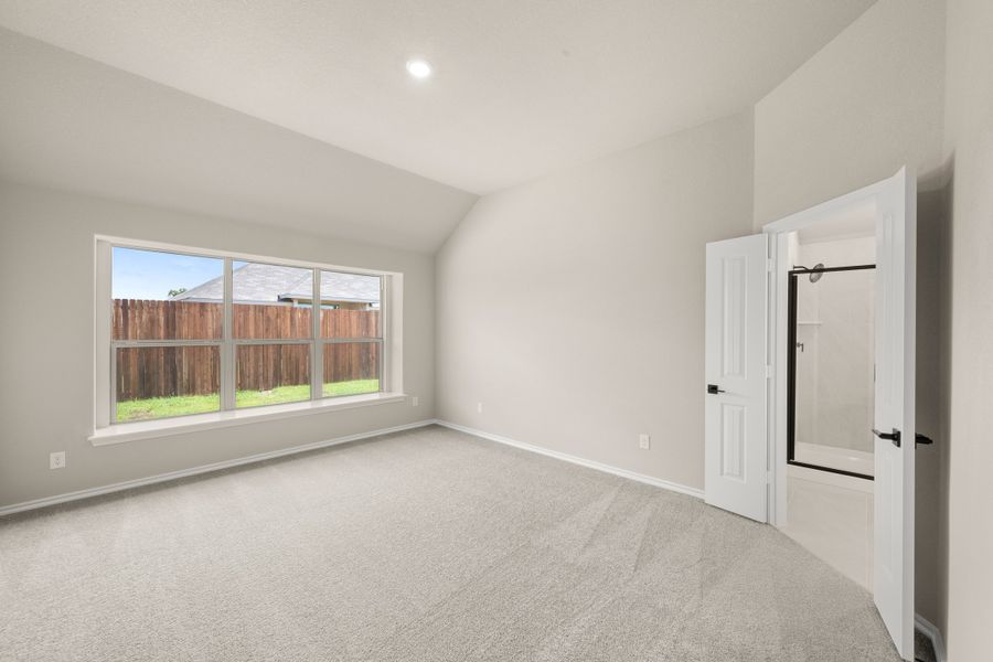 Spacious, unfurnished interior of a new home in Pirate Village, Granbury (Image 19). Spacious, unfurnished interior of a new home in Pirate Village, Granbury (Image 19).