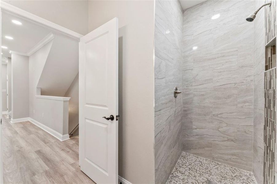 Image 33 of a home in .