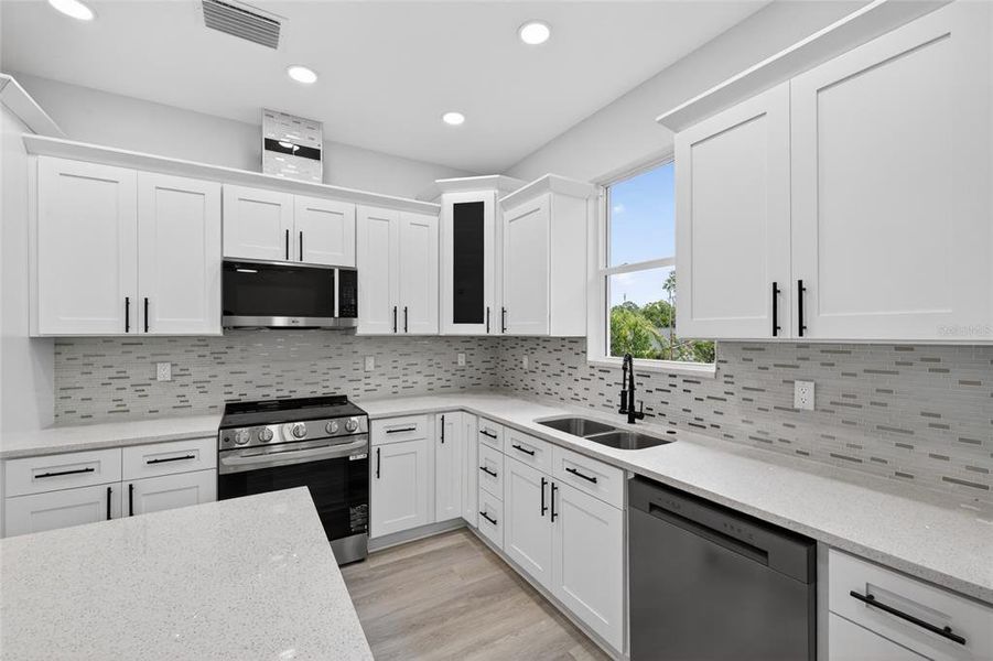 Furnished interior view inside a new home in , Spring Hill (Image 17).