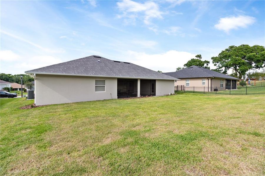 Exterior details and patio area of a home in , Lakeland (Image 24).