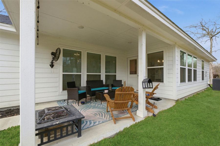 Exterior details and patio area of a home in , Dayton (Image 22).