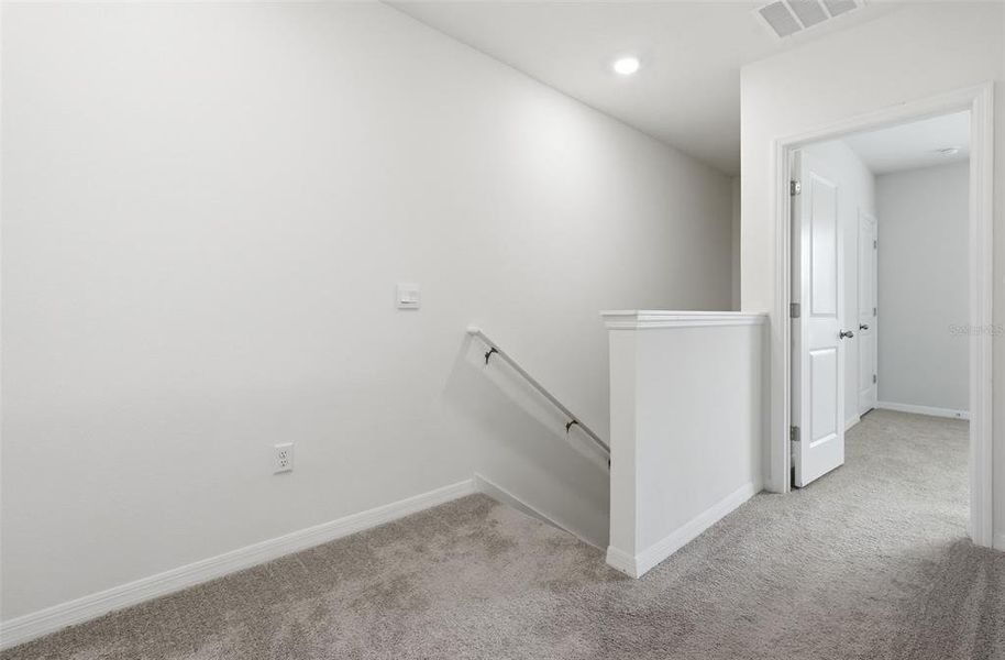 Spacious, unfurnished interior of a new home in , Wimauma (Image 17).