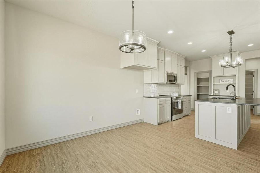 Image 30 of a home in .