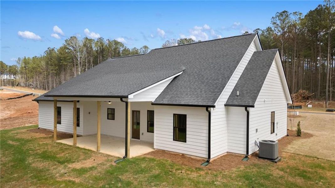 Exterior details and patio area of a home in , Rockmart (Image 24).