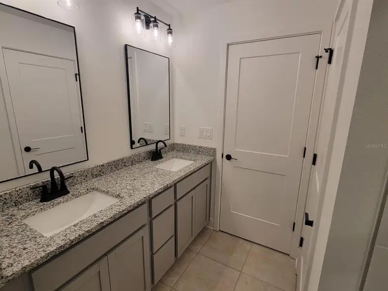 Furnished interior view inside a new home in Arbor Park, Leesburg (Image 5).