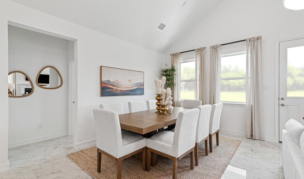 Dining Area Dining Area