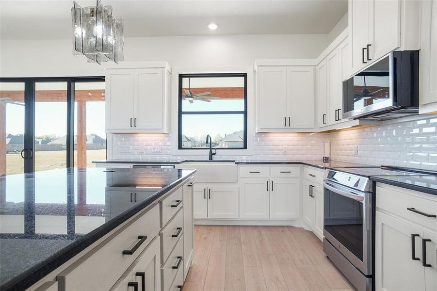 Furnished interior view inside a new home in , Paradise (Image 11).