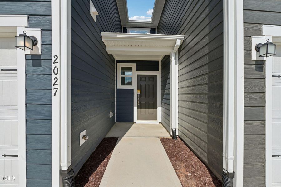 4-web-or-mls-2027 Oakdale Dr-S3103-004