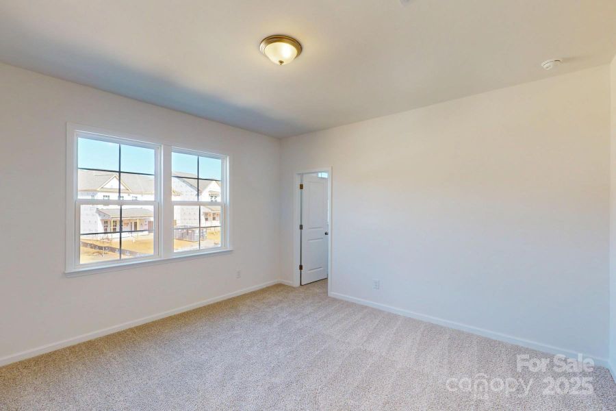 Secondary bedroom