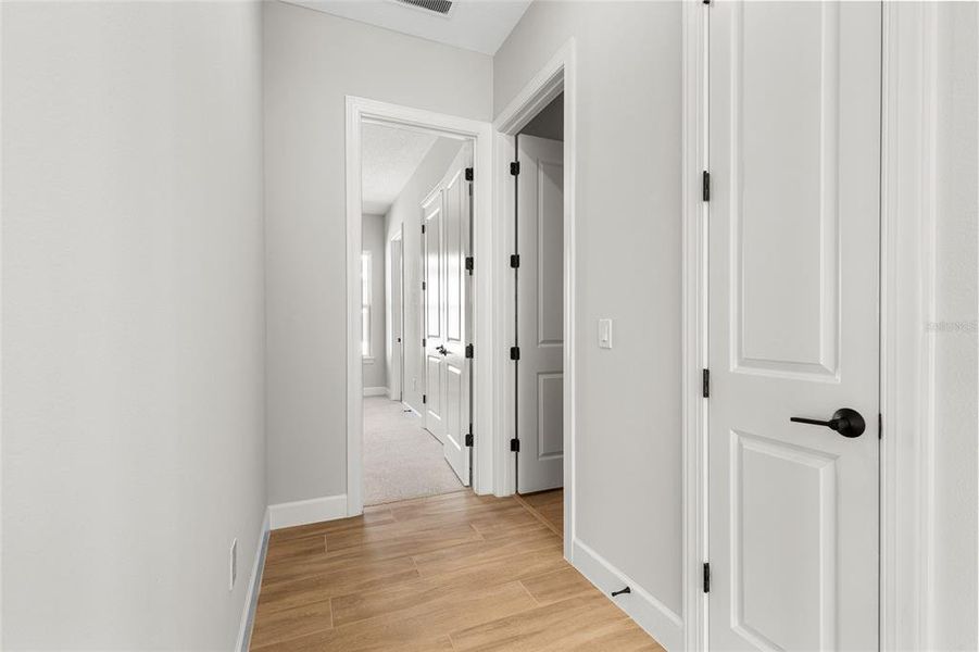 Spacious, unfurnished interior of a new home in , St. Cloud (Image 27).