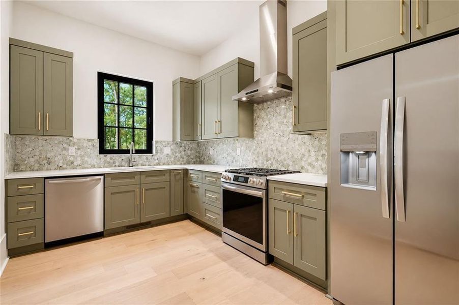 Furnished interior view inside a new home in , Alpharetta (Image 12).