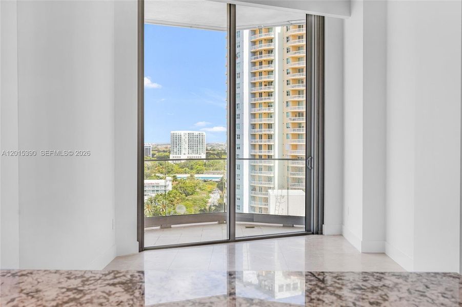 Image 90 of a home in .