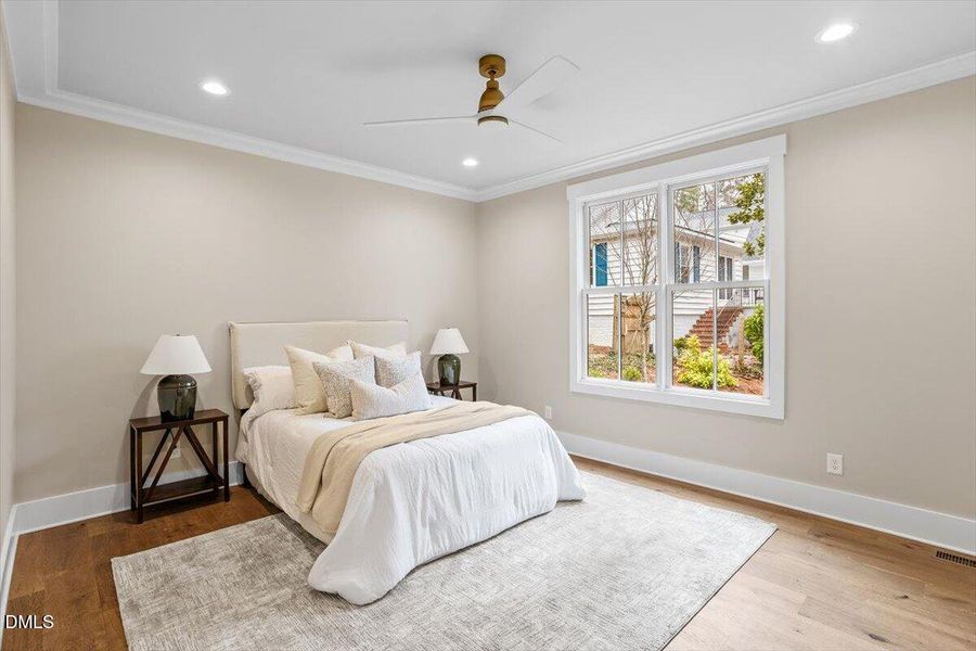 25-2305 Sprunt Ave [2811143]_25