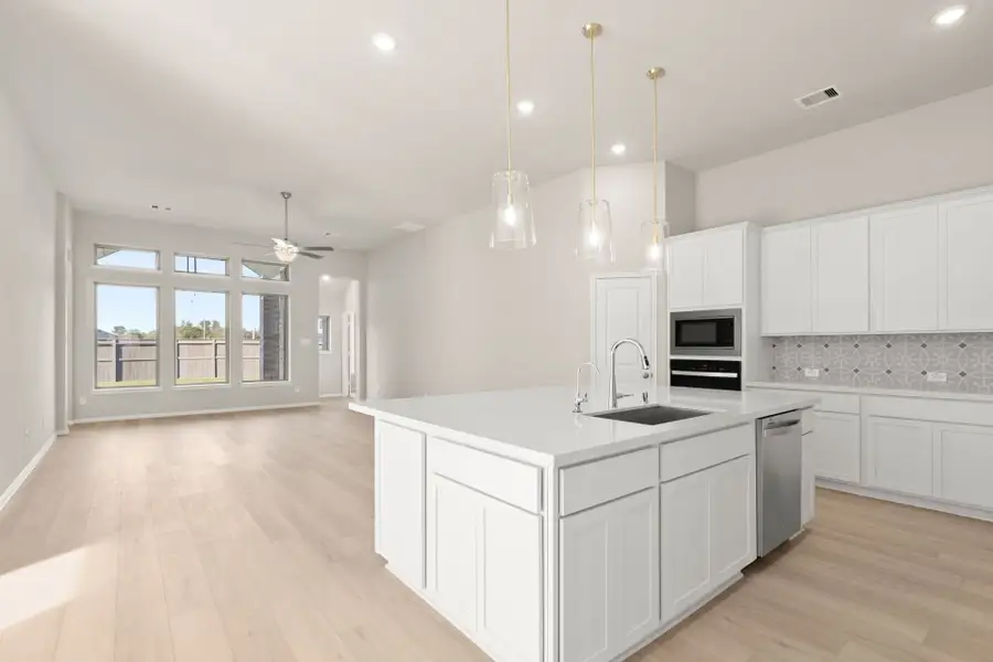 2,479sf New Home in Manvel, TX. - Slide 13 2,479sf New Home in Manvel, TX. - Slide 13