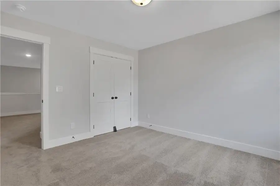 Spacious, unfurnished interior of a new home in Villas at Dawsonville Townhomes, Dawsonville (Image 20).