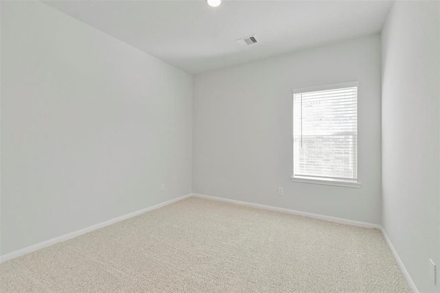 Spacious, unfurnished interior of a new home in Lakes at Black Oak, Magnolia (Image 49).