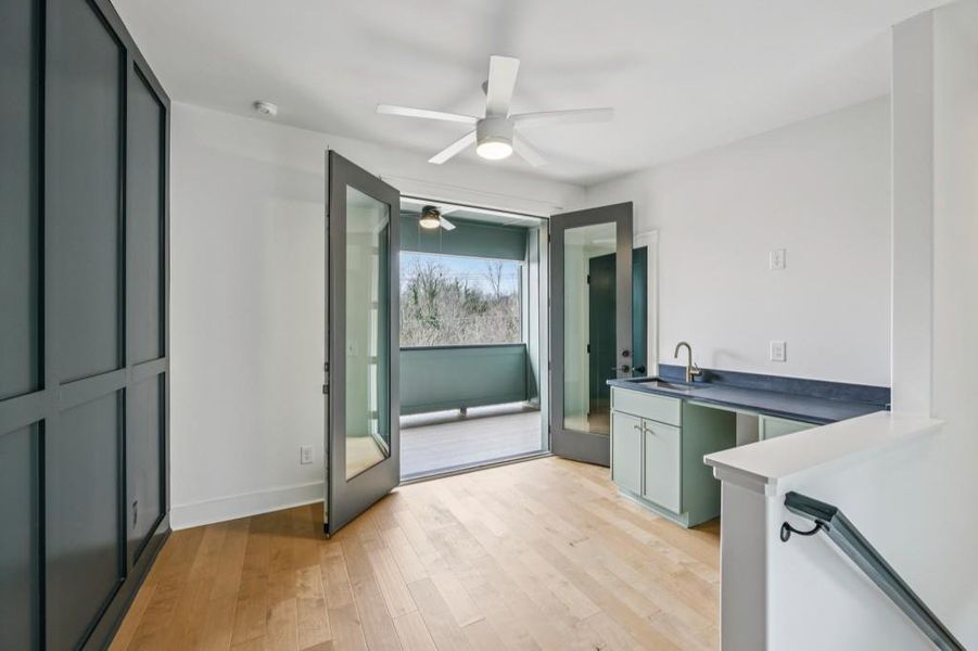 Furnished interior view inside a new home in , Atlanta (Image 10).