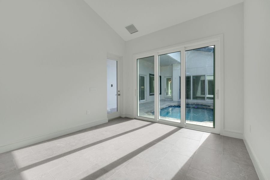 Representative unfurnished interior of a home built from the Courtyard 50 3BR by ABD Development in Hampton Green at Providence, Davenport (Image 49).