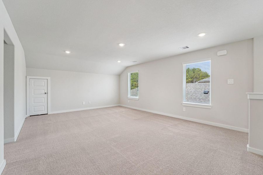 Spacious, unfurnished interior of a new home in Landing Meadows - Traditional Series, New Caney (Image 34). Spacious, unfurnished interior of a new home in Landing Meadows - Traditional Series, New Caney (Image 34).