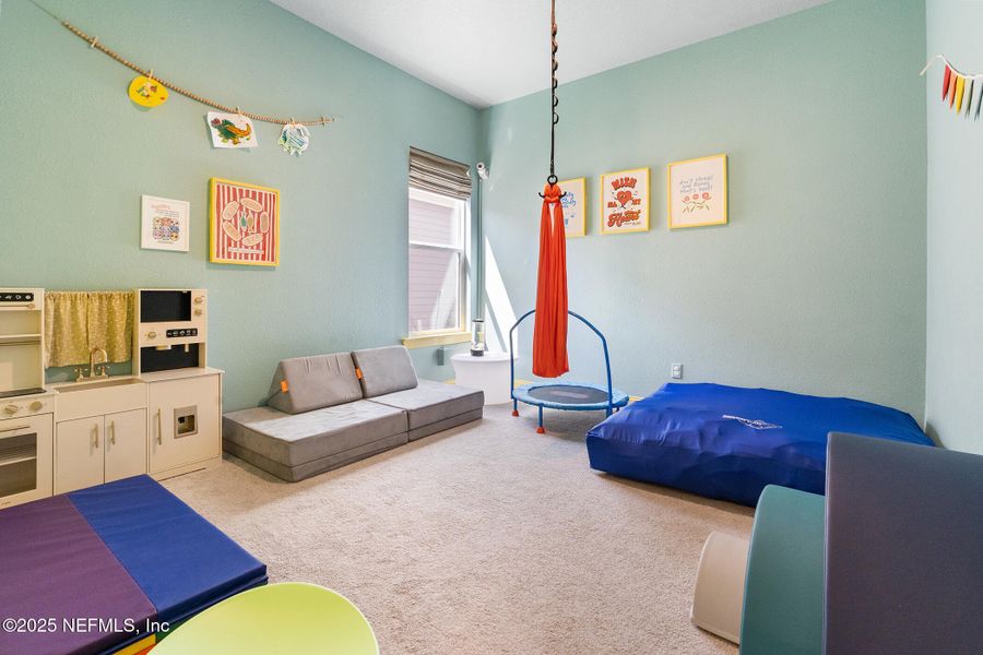 Furnished interior view inside a new home in , Jacksonville (Image 11).