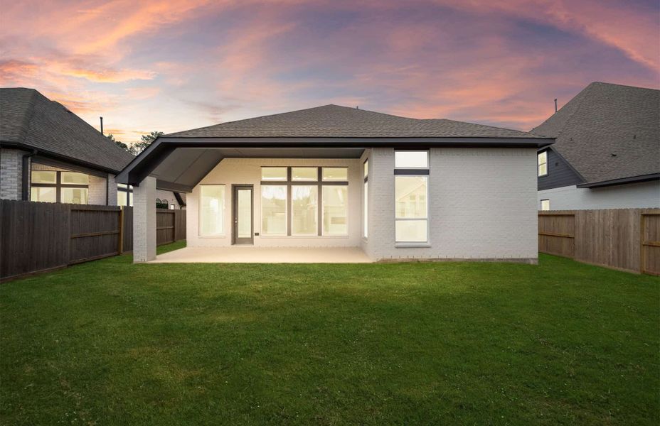 Representative exterior details of a home built from the 2406 by Ravenna Homes in The Highlands 55′, Porter (Image 26).