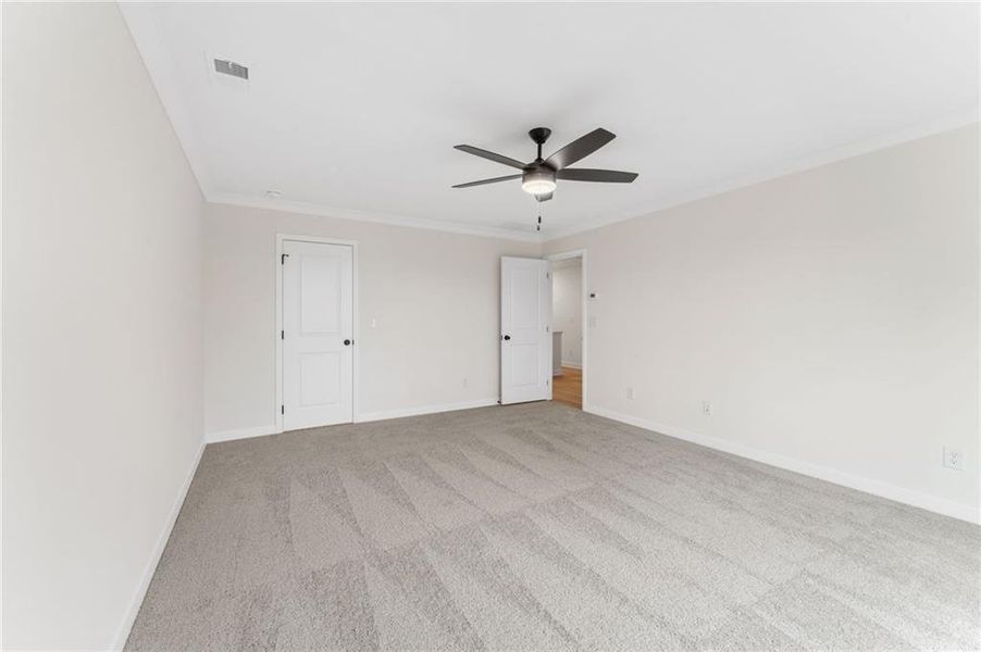 Spacious, unfurnished interior of a new home in Cherokee Township, Acworth (Image 21).