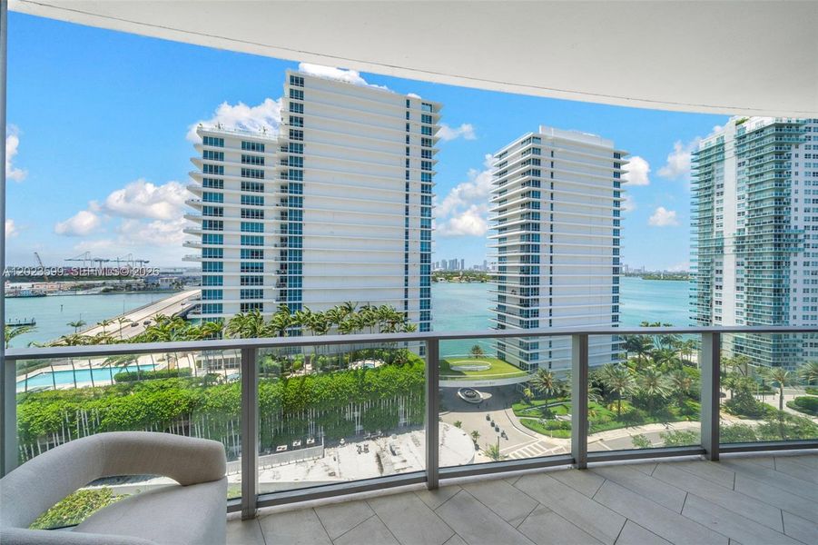 Condo located in Miami Beach, FL showcasing its design and architecture (Image 2). Condo located in Miami Beach, FL showcasing its design and architecture (Image 2).