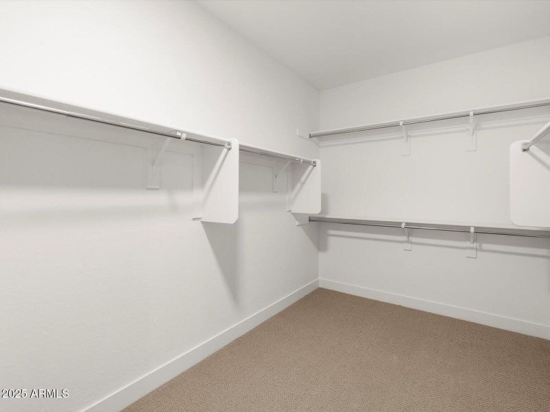Walk-In Closet Walk-In Closet