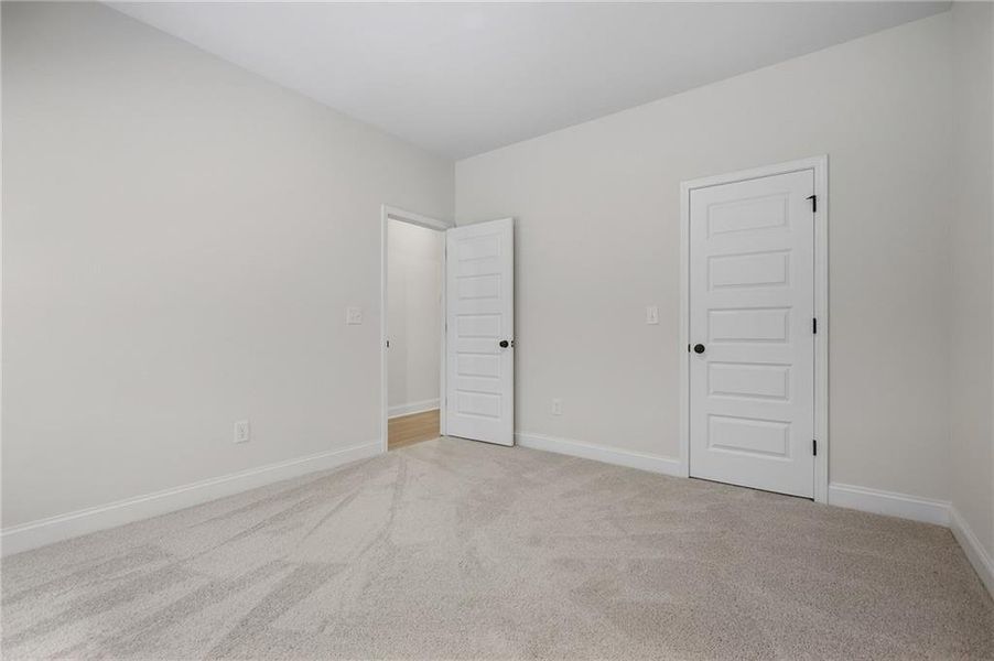 Spacious, unfurnished interior of a new home in , Mableton (Image 29).