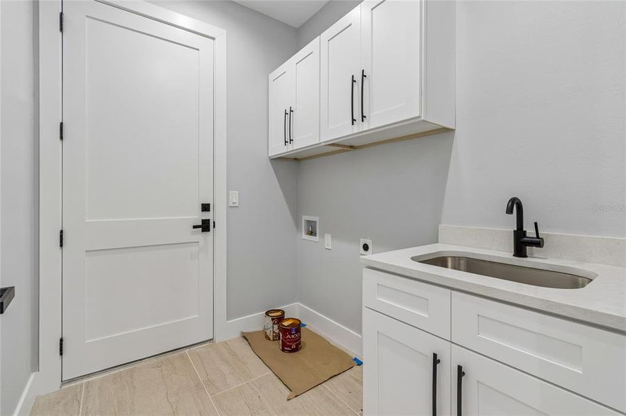 Furnished interior view inside a new home in , Tampa (Image 49).