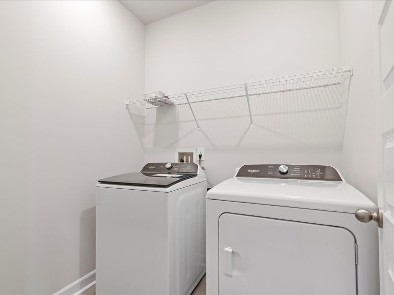 Close-up of interior finishes inside a home in Creek Ridge - Signature Collection, Spartanburg (Image 5).