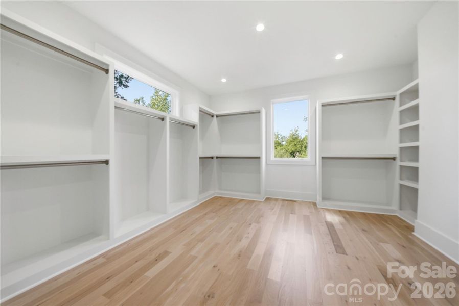 Spacious, unfurnished interior of a new home in , Charlotte (Image 24).