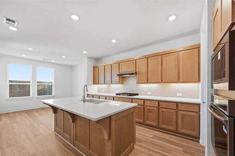 Furnished interior view inside a new home in Heritage Ranch: 50ft. lots, Sherman (Image 6). Furnished interior view inside a new home in Heritage Ranch: 50ft. lots, Sherman (Image 6).