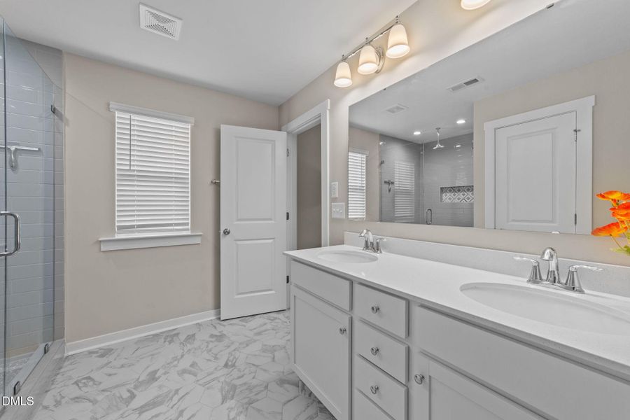 46-web-or-mls-VB4A2378