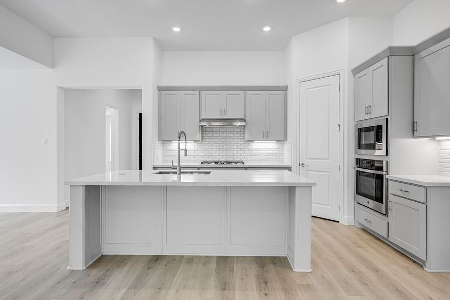 Furnished interior view inside a new home in The Ridge at Northlake 60s, Northlake (Image 11).