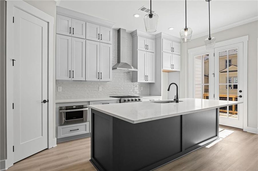 Furnished interior view inside a new home in , Kennesaw (Image 6).