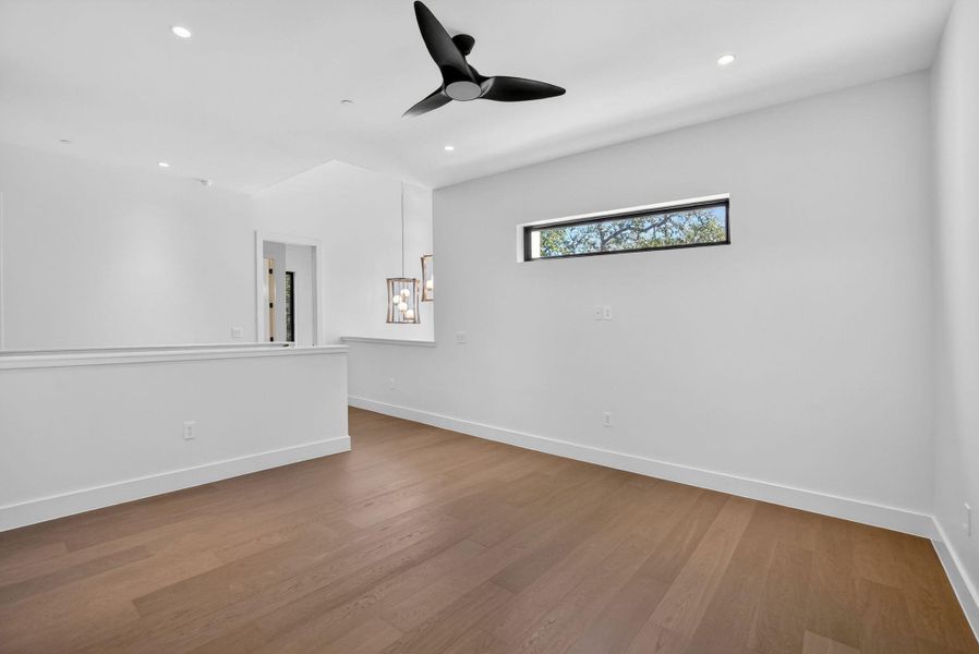 Spacious, unfurnished interior of a new home in , West Lake Hills (Image 23).