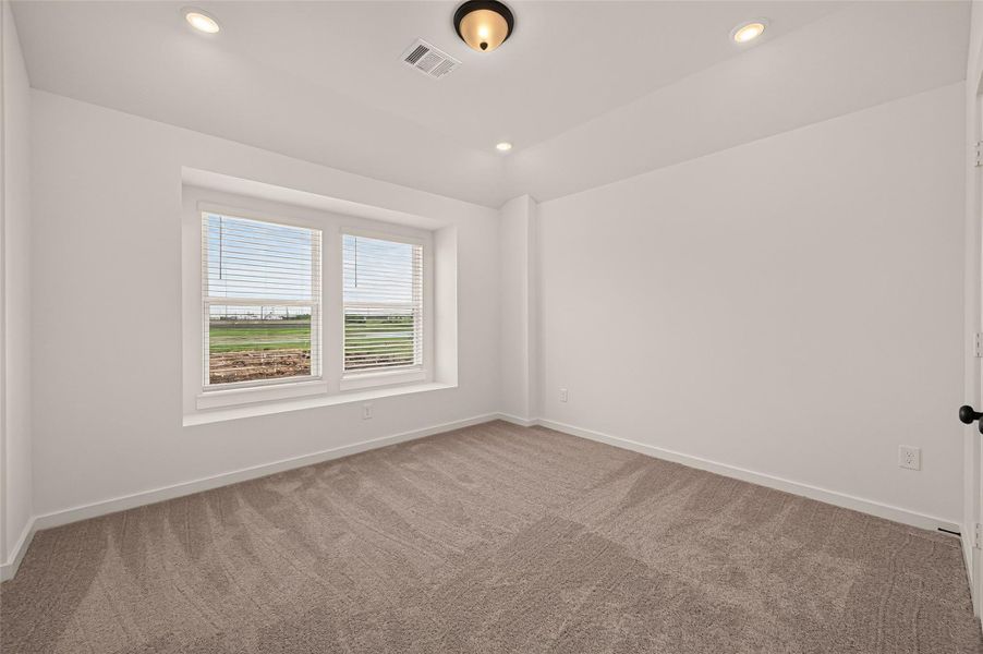 Spacious, unfurnished interior of a new home in Foxtail Palms, Manvel (Image 40). Spacious, unfurnished interior of a new home in Foxtail Palms, Manvel (Image 40).