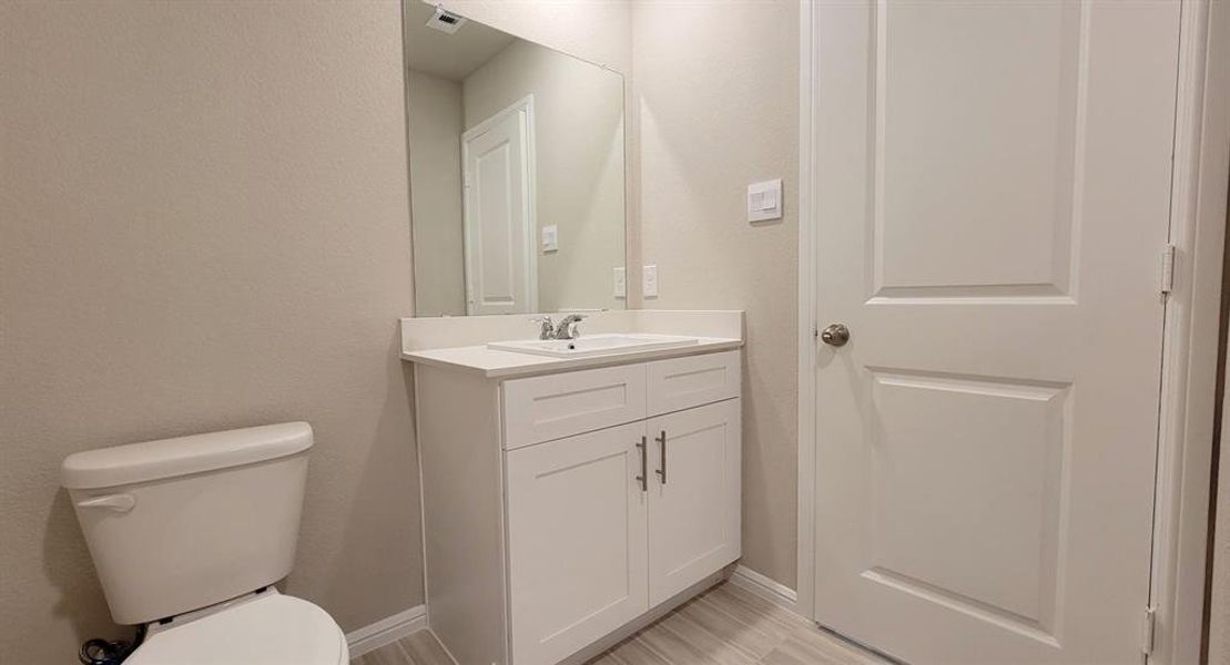 Furnished interior view inside a new home in Highlands at Chapel Creek, Fort Worth (Image 4). Furnished interior view inside a new home in Highlands at Chapel Creek, Fort Worth (Image 4).