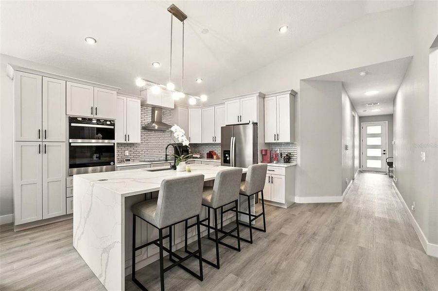 Furnished interior view inside a new home in , Orlando (Image 26).