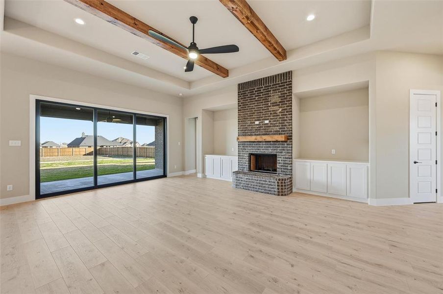 Spacious, unfurnished interior of a new home in Coyote Crossing, Godley (Image 20).