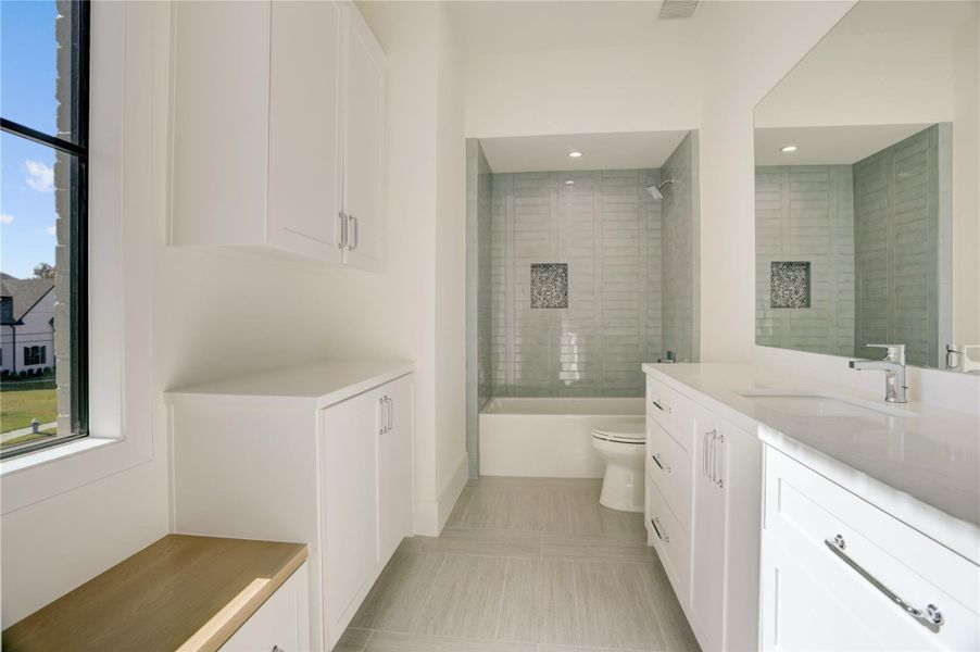 Furnished interior view inside a new home in , Houston (Image 10).