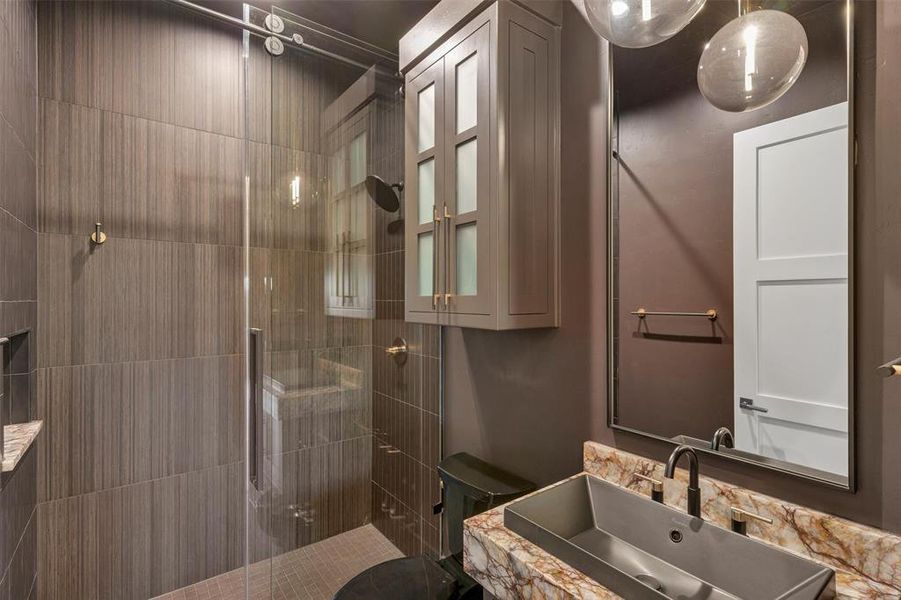 Furnished interior view inside a new home in , Cresson (Image 5).