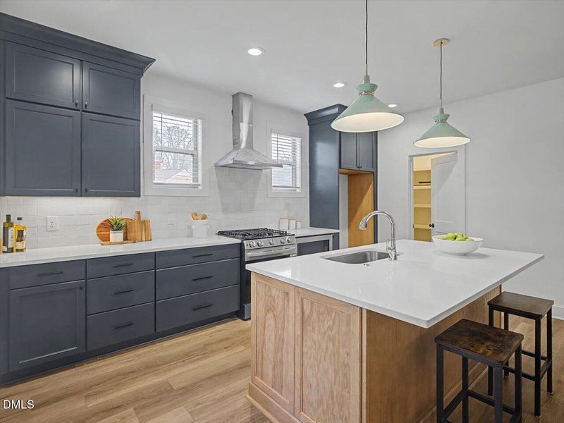 19-Kitchen 19-Kitchen