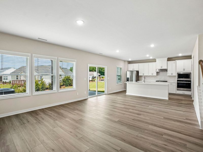Spacious, unfurnished interior of a new home in Watkins Glen, Raleigh (Image 11).