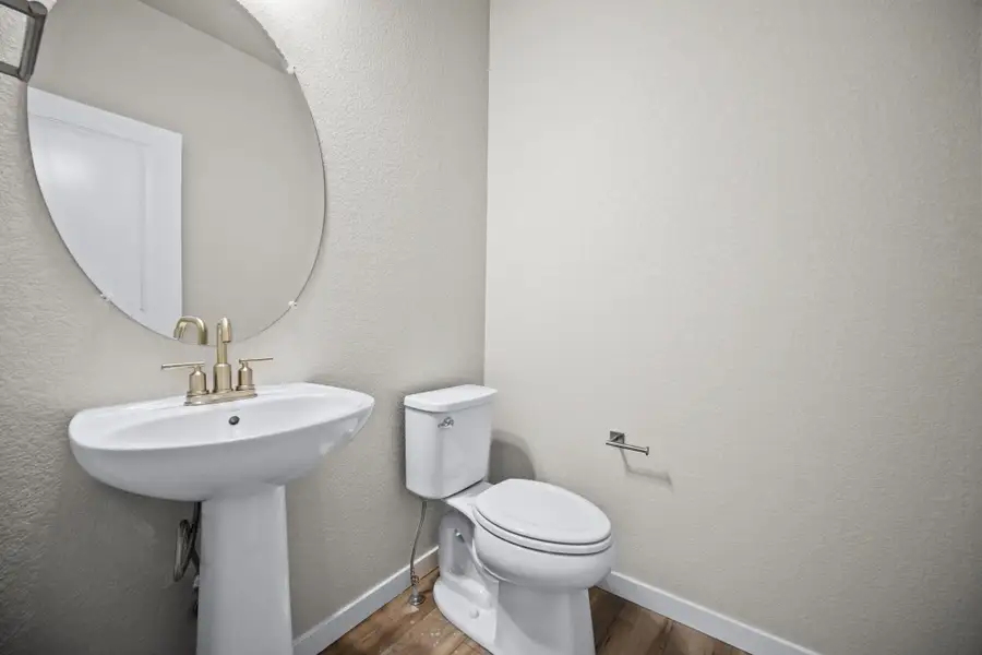 Representative furnished interior of a home built from the Currant by View Homes in The Glen, Colorado Springs (Image 3). Representative furnished interior of a home built from the Currant by View Homes in The Glen, Colorado Springs (Image 3).
